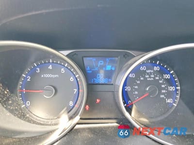 Zdjęcie 9 z 13 samochodu: 2011 HYUNDAI TUCSON GLS VIN:KM8JU3AC2BU134714 - miniatura