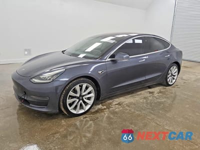 2018 TESLA MODEL 3 5YJ3E1EB3JF185257 - główne zdjęcie licytacji z USA - miniatura