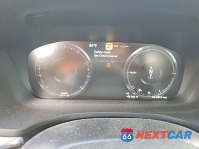 Zdjęcie 9 z 12 samochodu: 2022 VOLVO S60 T8 RECHARGE R-DESIGN EXPRESSIO VIN:7JRBR0FZ1NG174518 - miniatura