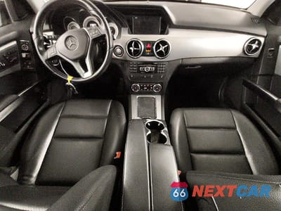 Zdjęcie 8 z 13 samochodu: 2013 MERCEDES-BENZ GLK 350 VIN:WDCGG5HB7DF944503 - miniatura