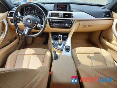 Zdjęcie 8 z 12 samochodu: 2016 BMW 320 XI VIN:WBA8E5G58GNU20246 - miniatura
