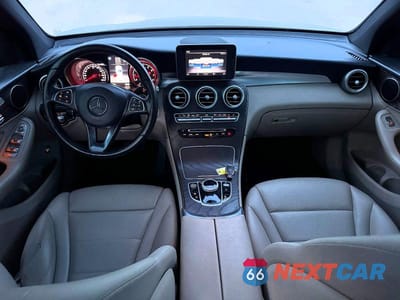 Zdjęcie 9 z 12 samochodu: 2018 MERCEDES-BENZ GLC 300 4MATIC VIN:WDC0G4KB9JF438882 - miniatura