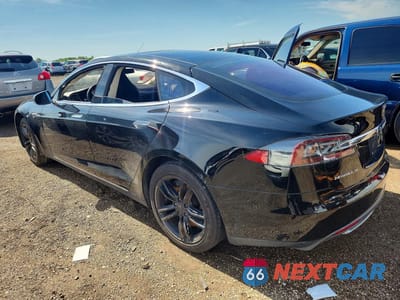 Drugie zdjęcie samochodu z przodu: 2015 TESLA MODEL S 85 VIN:5YJSA1H18FF080201 - miniatura