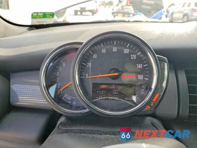 Zdjęcie 9 z 12 samochodu: 2020 MINI COOPER VIN:WMWWJ3C06L3L43500 - miniatura