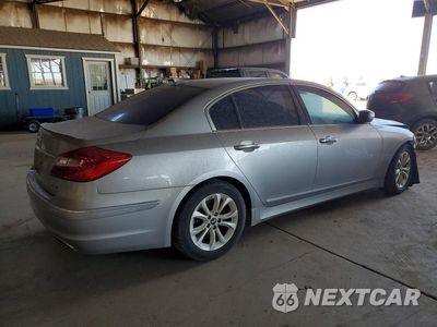 Trzecie zdjęcie samochodu z tyłu: 2013 HYUNDAI GENESIS 3.8L VIN:KMHGC4DD1DU244065 - miniatura