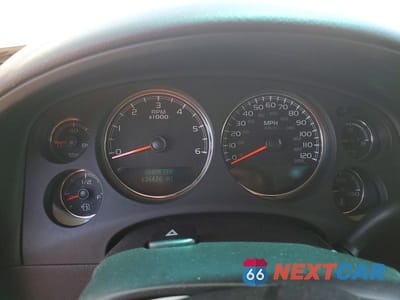 Zdjęcie 9 z 13 samochodu: 2013 CHEVROLET SUBURBAN K1500 LTZ VIN:1GNSKKE79DR214451 - miniatura