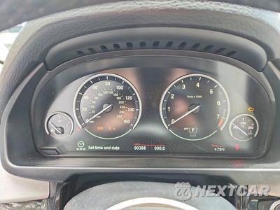 Zdjęcie 9 z 13 samochodu: 2016 BMW X5 XDR40E VIN:5UXKT0C58G0S77737 - miniatura
