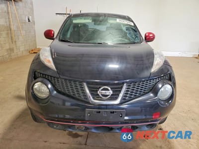 Piąte zdjęcie samochodu w środku: 2014 NISSAN JUKE S VIN:JN8AF5MV2ET481045 - miniatura