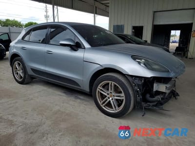 Czwarte zdjęcie samochodu z boku: 2019 PORSCHE MACAN VIN:WP1AA2A5XKLB01683 - miniatura