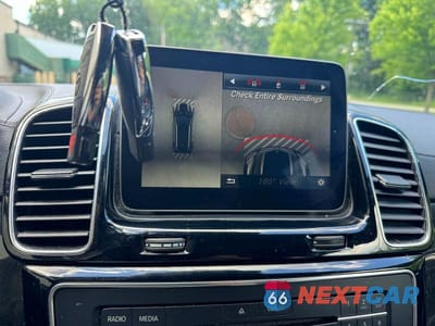Zdjęcie 11 z 14 samochodu: 2018 MERCEDES-BENZ GLE 43 AMG VIN:4JGDA6EB8JA995601 - miniatura