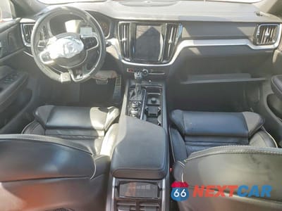 Zdjęcie 8 z 12 samochodu: 2020 VOLVO S60 T6 R-DESIGN VIN:7JRA22TM9LG039367 - miniatura