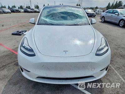 Piąte zdjęcie samochodu w środku: 2022 TESLA MODEL Y VIN:7SAYGDEE8NF327641 - miniatura