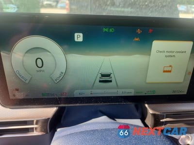 Zdjęcie 9 z 13 samochodu: 2024 GENESIS GV60 PERFORMANCE VIN:KMUKEDSB8RU023111 - miniatura