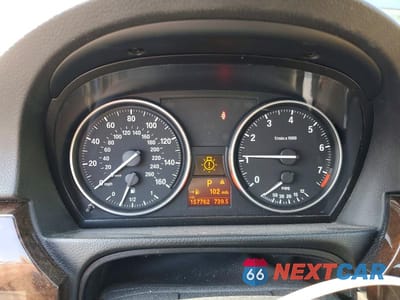 Zdjęcie 9 z 12 samochodu: 2010 BMW 328 XI SULEV VIN:WBAPK5C54AA647457 - miniatura
