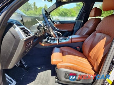 Zdjęcie 7 z 13 samochodu: 2024 BMW X7 XDRIVE40I VIN:5UX23EM0XR9S57309 - miniatura