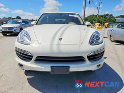 Piąte zdjęcie samochodu w środku: 2012 PORSCHE CAYENNE S VIN:WP1AB2A20CLA42907 - miniatura