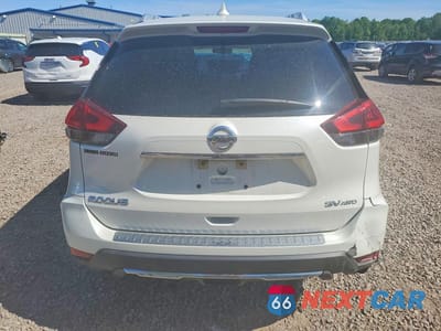 Zdjęcie 6 z 14 samochodu: 2018 NISSAN ROGUE SV VIN:KNMAT2MV3JP616510 - miniatura