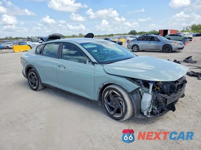 Czwarte zdjęcie samochodu z boku: 2025 KIA K4 EX VIN:3KPFU4DE3SE121448 - miniatura