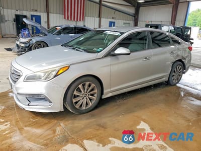 2015 HYUNDAI SONATA SPORT 5NPE34AF7FH104424 - główne zdjęcie licytacji z USA - miniatura