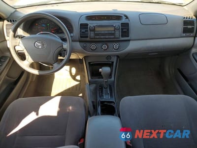 Zdjęcie 8 z 12 samochodu: 2006 TOYOTA CAMRY LE VIN:JTDBE32K863060027 - miniatura