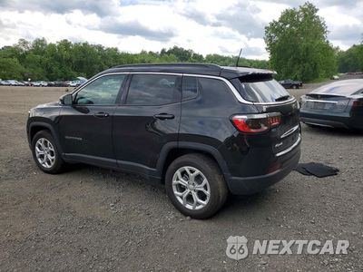 Drugie zdjęcie samochodu z przodu: 2024 JEEP COMPASS LATITUDE VIN:3C4NJDBN6RT139102 - miniatura