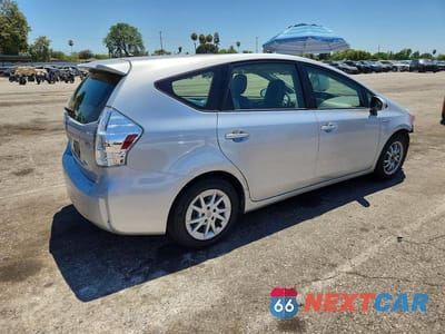 Trzecie zdjęcie samochodu z tyłu: 2014 TOYOTA PRIUS V TWO VIN:JTDZN3EU0E3363328 - miniatura