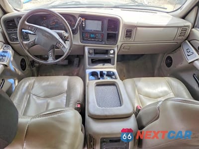 Zdjęcie 8 z 12 samochodu: 2004 GMC NEW SIERRA K1500 VIN:2GTEK13TX41378932 - miniatura
