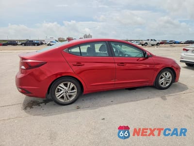 Trzecie zdjęcie samochodu z tyłu: 2020 HYUNDAI ELANTRA SEL VIN:KMHD84LF5LU107734 - miniatura