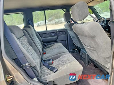 Zdjęcie 11 z 13 samochodu: 2000 ISUZU TROOPER S VIN:JACDS58X4Y7J10416 - miniatura