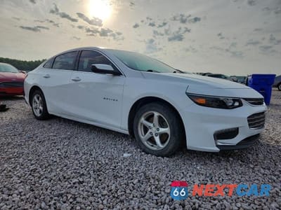 Czwarte zdjęcie samochodu z boku: 2018 CHEVROLET MALIBU LS VIN:1G1ZB5ST3JF217667 - miniatura