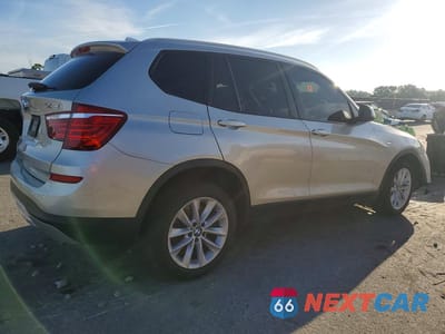 Trzecie zdjęcie samochodu z tyłu: 2016 BMW X3 SDRIVE28I VIN:5UXWZ7C59G0R32349 - miniatura