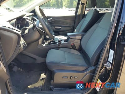 Zdjęcie 7 z 13 samochodu: 2018 FORD ESCAPE SE VIN:1FMCU9GDXJUD44813 - miniatura
