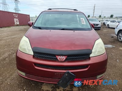 Piąte zdjęcie samochodu w środku: 2004 TOYOTA SIENNA XLE 7 PASSENGER VIN:5TDZA22C64S094041 - miniatura