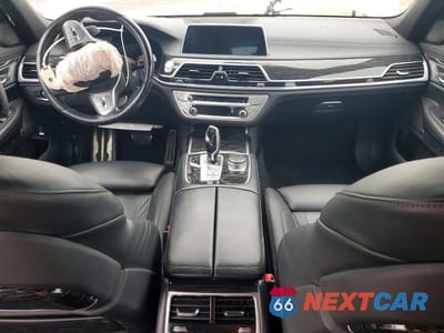 Zdjęcie 8 z 13 samochodu: 2022 BMW 745XE VIN:WBA7W4C08NCJ44060 - miniatura