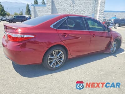 Trzecie zdjęcie samochodu z tyłu: 2016 TOYOTA CAMRY SE VIN:4T1BF1FKXGU577655 - miniatura