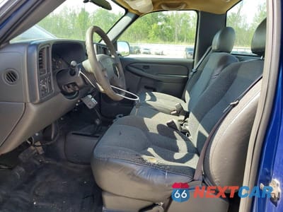 Zdjęcie 7 z 12 samochodu: 2004 CHEVROLET SILVERADO K2500 HEAVY DUTY VIN:1GCHK24U04E130214 - miniatura