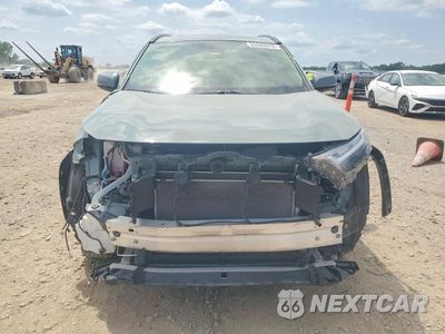 Piąte zdjęcie samochodu w środku: 2023 TOYOTA RAV4 XLE PREMIUM VIN:JTMB6RFV3PD114656 - miniatura