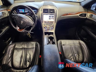 Zdjęcie 8 z 12 samochodu: 2017 LINCOLN MKZ HYBRID RESERVE VIN:3LN6L5MU5HR608244 - miniatura