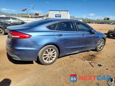 Trzecie zdjęcie samochodu z tyłu: 2019 FORD FUSION SE VIN:3FA6P0H76KR209842 - miniatura