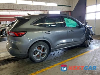 Trzecie zdjęcie samochodu z tyłu: 2023 FORD ESCAPE ST LINE VIN:1FMCU0MN7PUA28299 - miniatura