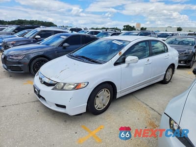 2010 HONDA CIVIC HYBRID JHMFA3F2XAS007866 - główne zdjęcie licytacji z USA - miniatura