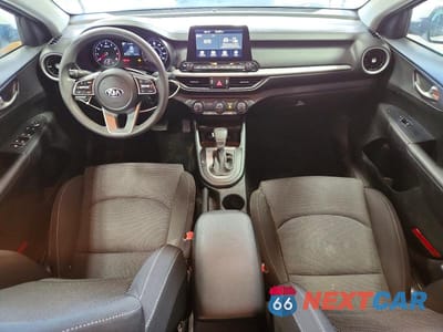 Zdjęcie 8 z 12 samochodu: 2020 KIA FORTE LXS VIN:3KPF24AD0LE233336 - miniatura