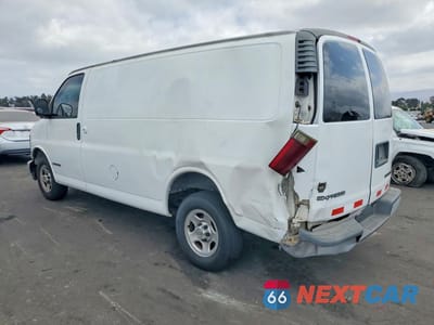 Drugie zdjęcie samochodu z przodu: 2001 CHEVROLET EXPRESS DELIVERY VAN VIN:1GCFG25W811164672 - miniatura
