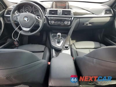 Zdjęcie 8 z 12 samochodu: 2018 BMW 330 I VIN:WBA8B9G52JNU97685 - miniatura