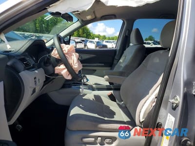 Zdjęcie 7 z 13 samochodu: 2021 HONDA PILOT EX VIN:5FNYF6H35MB029083 - miniatura