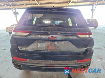 Zdjęcie 11 z 26 samochodu: 2022 JEEP GR CHEROKEE VIN:1C4RJHDG2N8605852 - miniatura