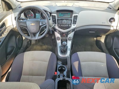 Zdjęcie 8 z 12 samochodu: 2013 CHEVROLET CRUZE LS VIN:1G1PB5SH1D7261359 - miniatura