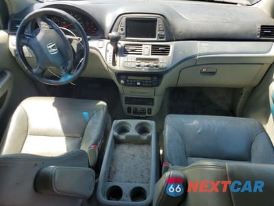 Zdjęcie 8 z 13 samochodu: 2006 HONDA ODYSSEY EXL VIN:5FNRL38746B433042 - miniatura