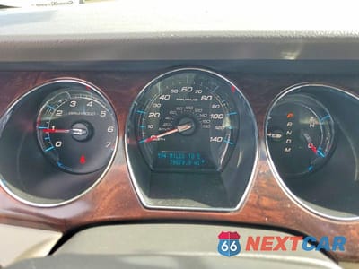 Zdjęcie 9 z 12 samochodu: 2010 FORD TAURUS SEL VIN:1FAHP2HW0AG137232 - miniatura