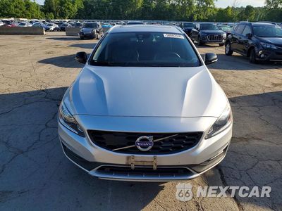 Piąte zdjęcie samochodu w środku: 2018 VOLVO V60 CROSS COUNTRY PREMIER VIN:YV440MWK3J2047723 - miniatura